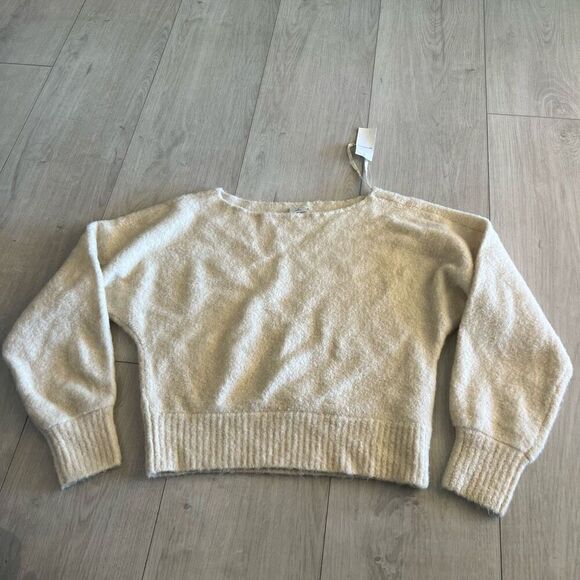 Abercrombie and fitch women’s sweater size xs - Picture 1 of 6